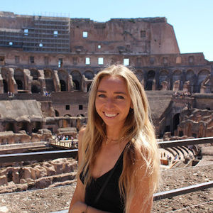 Meet your Posher, Holly